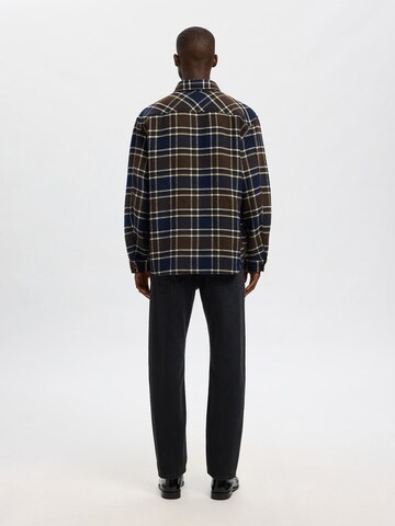 SELECTED Comfort fit Button Up Shirt 'SLHPABLO' in Brown