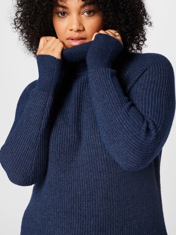 ONLY Carmakoma Sweter 'FIA KATIA' w kolorze niebieski
