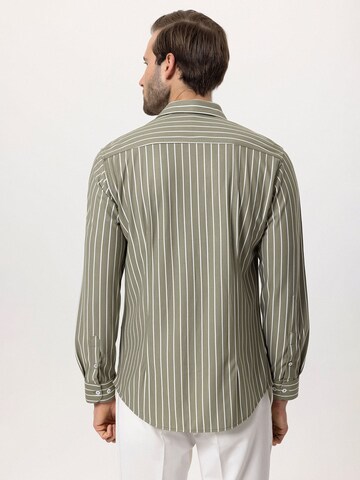 Antioch Regular fit Button Up Shirt in Green