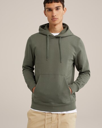 WE Fashion Sweatshirt in Green: front