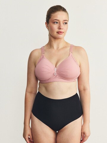 Soutien-gorge C&City en rose : devant