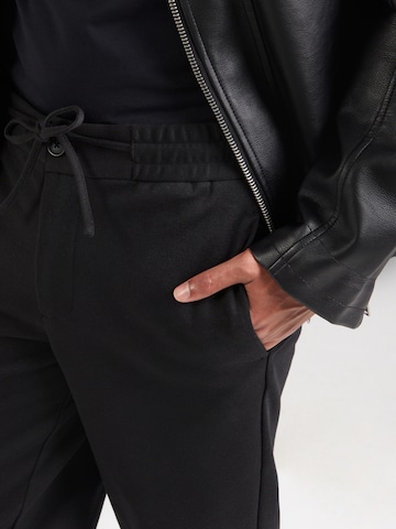 Regular Pantalon Lindbergh en noir