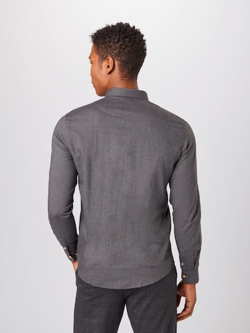 Kronstadt - Ajuste regular Camisa 'Johan Diego' en gris