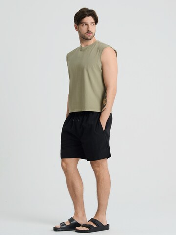 NoWear Board Shorts in Black