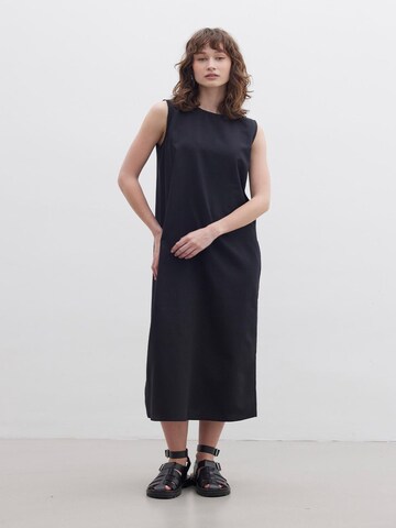 Robe MANUKA en noir