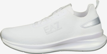 Baskets basses EA7 Emporio Armani en blanc : devant