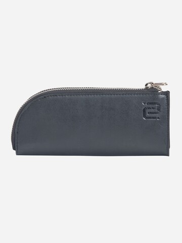 NEGOTIA Leather Case 'Alpha' in Black: front