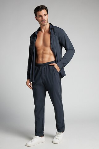 IUMAN Intimissimi Regular Hose in Blau