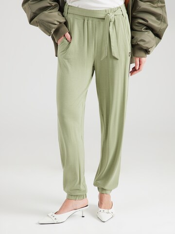 alife & kickin Tapered Pants 'AliceAK A' in Green: front