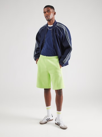 regular Pantaloni 'Trefoil Essentials' di ADIDAS ORIGINALS in verde