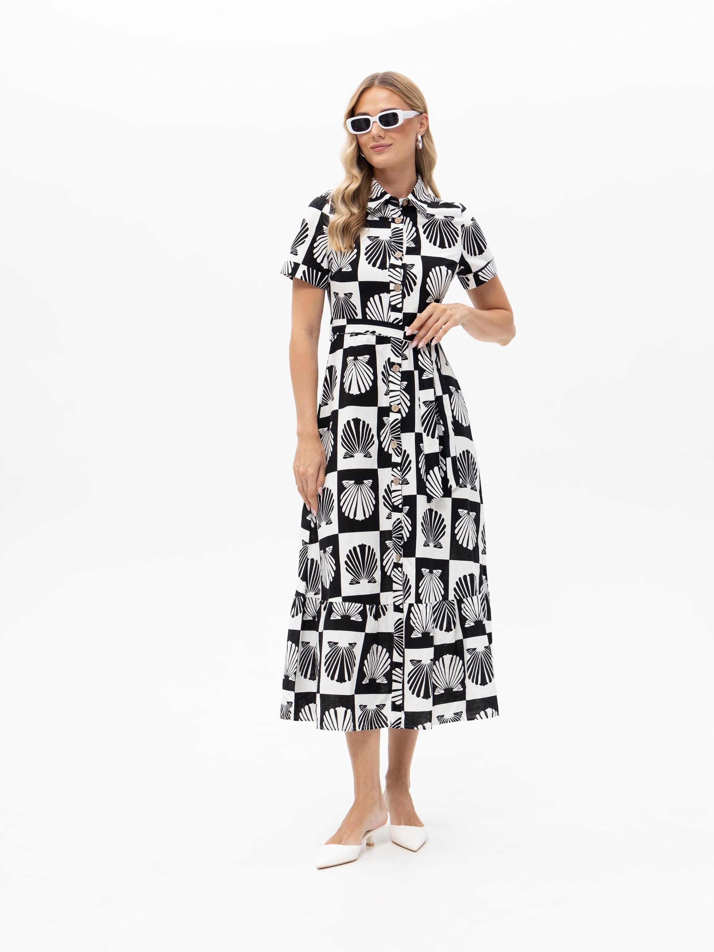 Passioni Summer Dress 'Hemdblusenkleid in Schwarz- Weiß' in Black: front