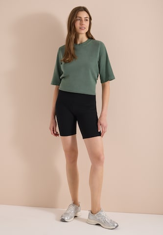 CECIL Skinny Shorts in Schwarz