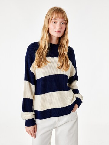 Koton Sweater in Blue: front