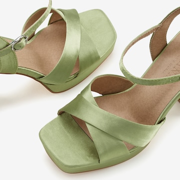 LASCANA Sandalen met riem in Groen