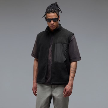 OAKLEY Sports vest 'SNOWDRIFT' in Black: front