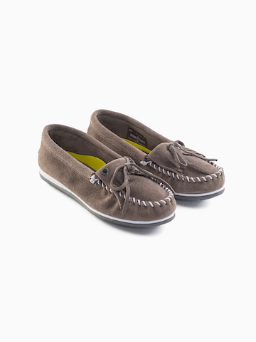 Mocassin 'Kilty plus' Minnetonka en gris