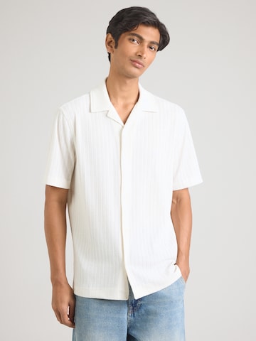 balts QS Standarta piegriezums Krekls: no priekšpuses