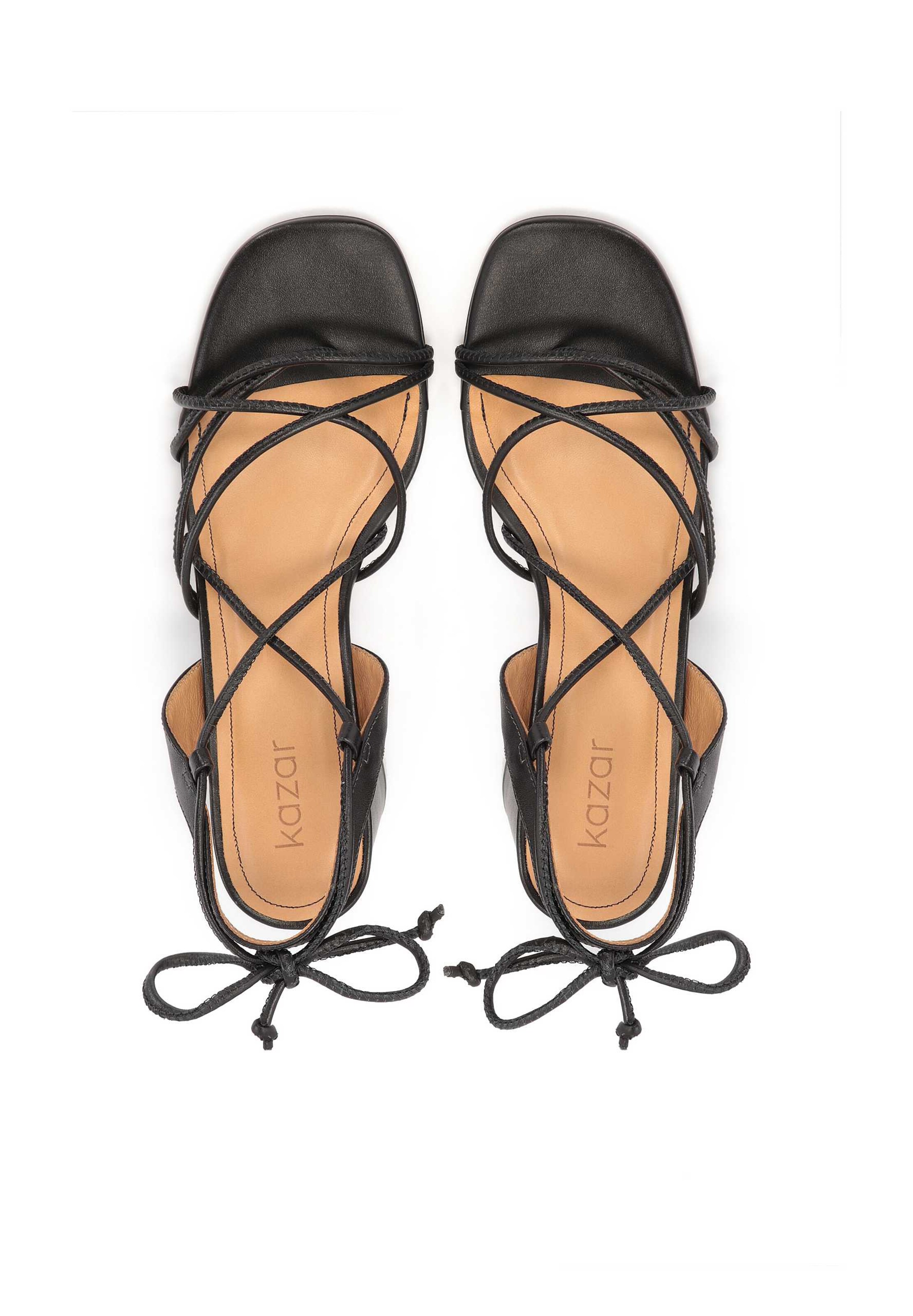 Sandales à lanières Kazar en noir