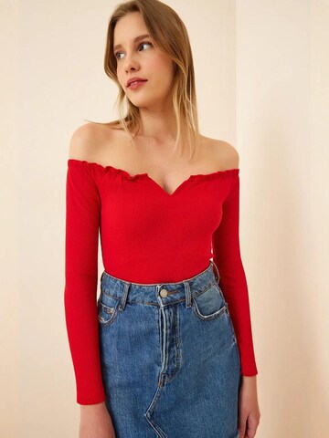 Happiness İstanbul Shirt in Rood: voorkant