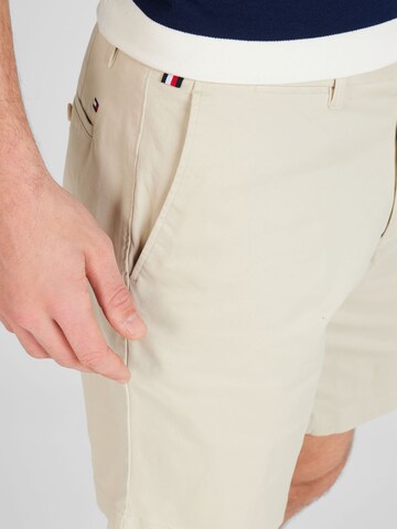 TOMMY HILFIGER Regular Shorts 'Brooklyn 1985' in Beige