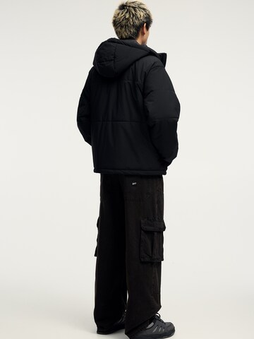 Giacca invernale di Pull&Bear in nero