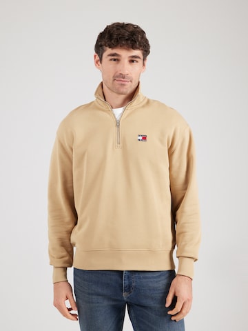 Tommy Jeans Sweatshirt in Bruin: voorkant