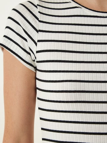 Happiness İstanbul Ruha - fehér