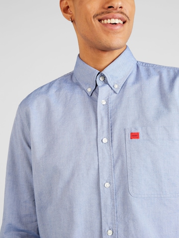 HUGO Red - Ajuste estrecho Camisa 'Evito' en azul