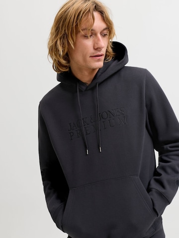 Felpa di JACK & JONES in nero