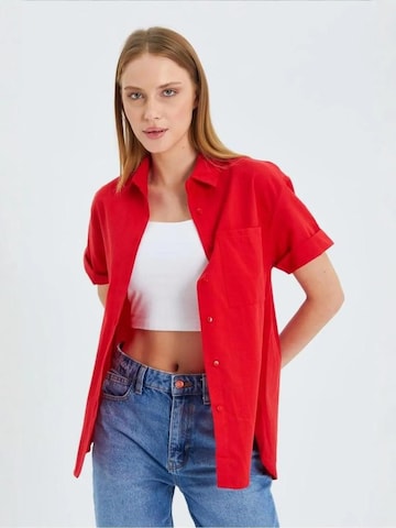 Maglietta di MixRay in rosso: frontale