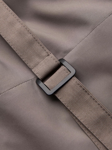 Ombre Vest, värv beež