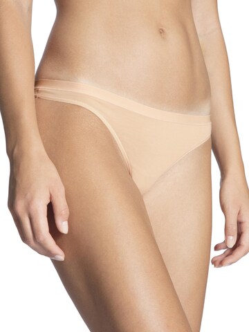 String 'Natural Comfort' di CALIDA in rosa