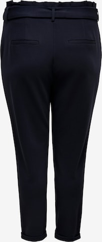 Slimfit Pantaloni con pieghe 'Goldtrash' di ONLY Carmakoma in grigio