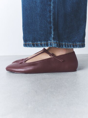 Next Ballerina met riempjes in Rood