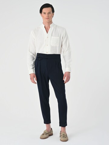 Antioch Slim fit Pleat-front trousers in Blue