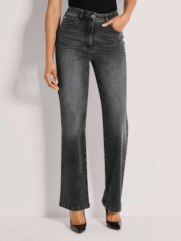 MADELEINE Regular Jeans in Grey: front
