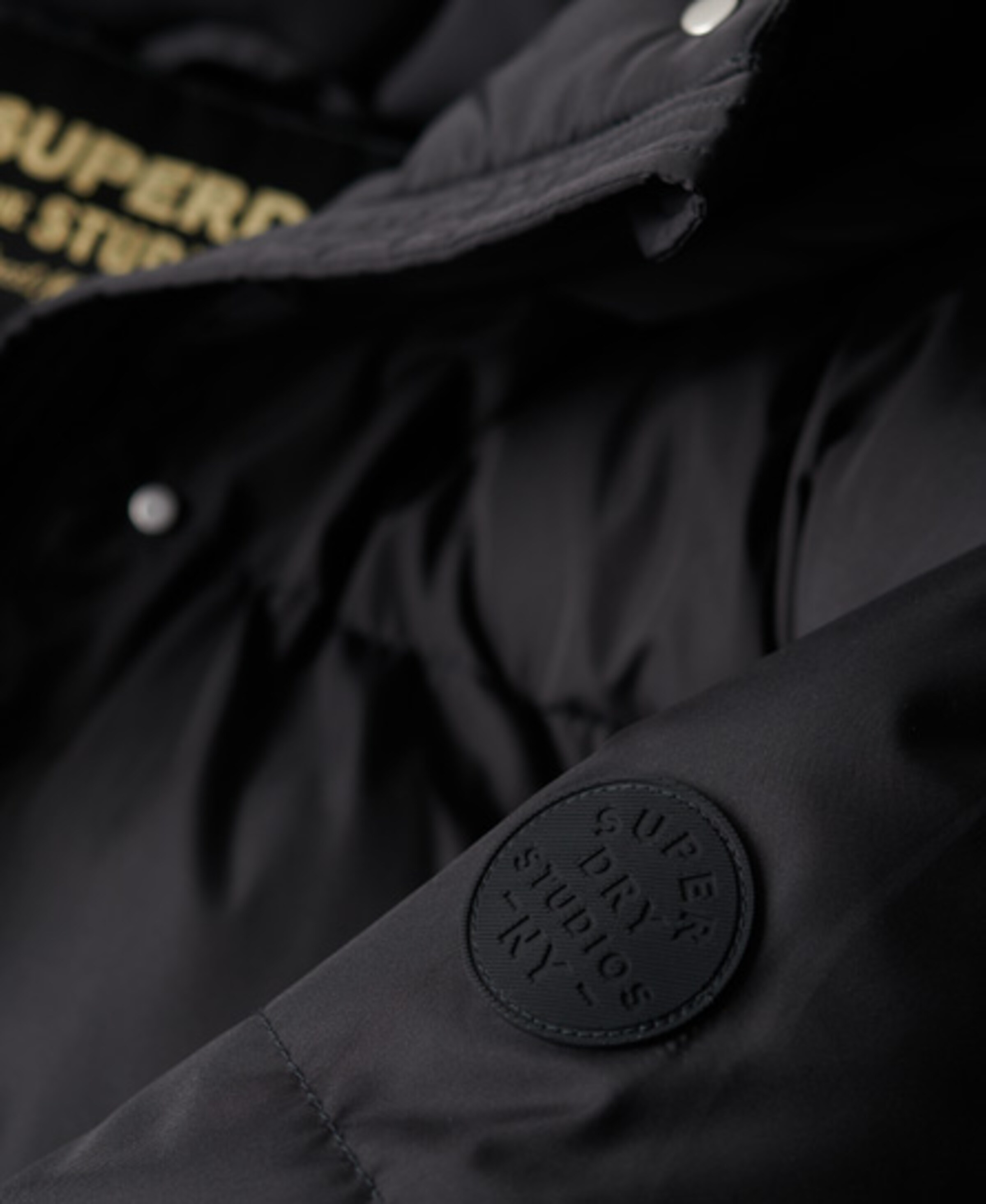 Superdry Zimní kabát – černá