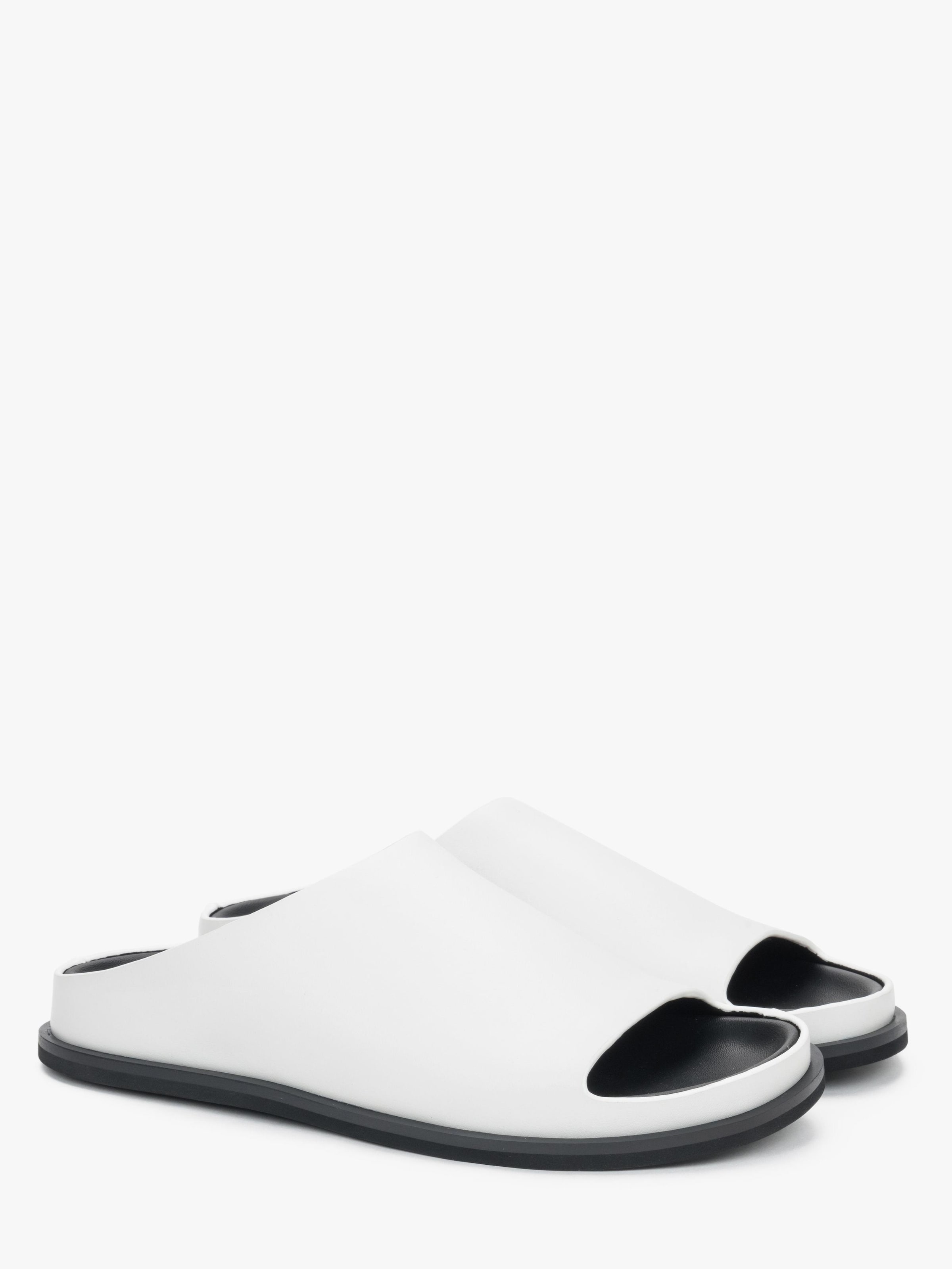 Estro Pantolette '2602' i vit