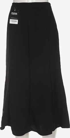 Bexleys Skirt in M in Black: front