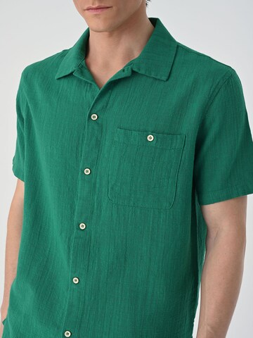 Antioch Slim fit Button Up Shirt in Green