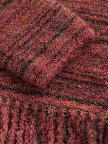 Next Sweater in Red