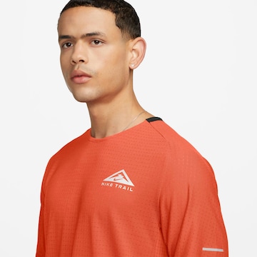 NIKE Funktionsshirt 'SOLAR CHASE' in Orange