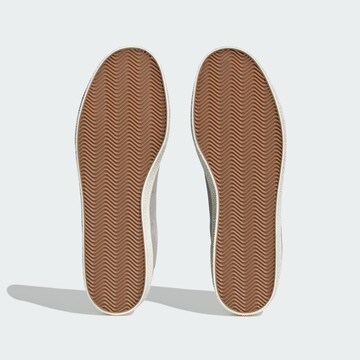 ADIDAS ORIGINALS Низкие кроссовки 'Stan Smith' в Серый