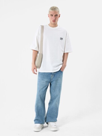 T-Shirt 'Dahlia' VAMOS CLO en blanc