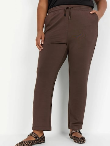 Wasabi Concept Tapered Bukser 'Sabina 31' i brun: forside