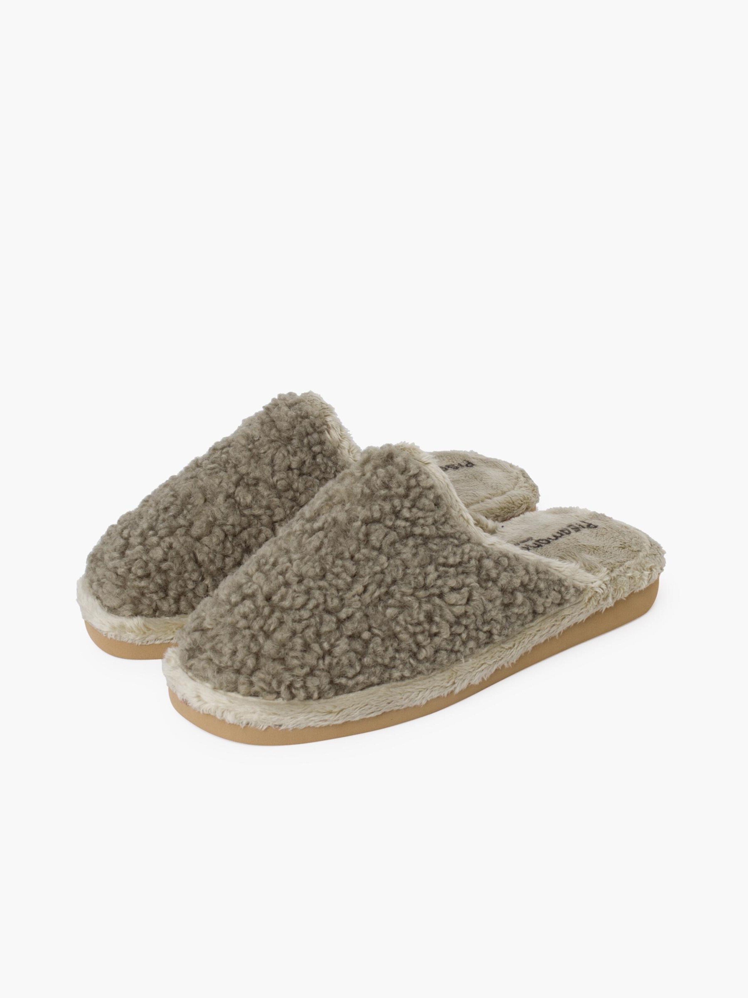 Pisamonas Slippers in Green