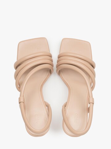 Estro Strap Sandals '0556' in Beige