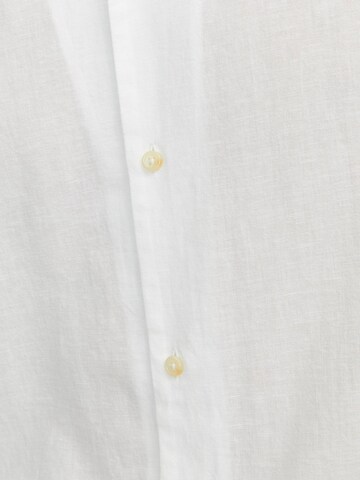 Fit confort Chemise 'Summer Resort' JACK & JONES en blanc