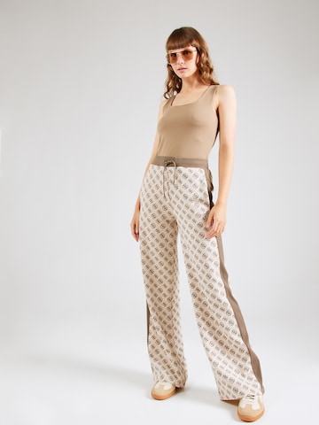 GUESS Wide leg Παντελόνι φόρμας 'ELÉA' σε καφέ