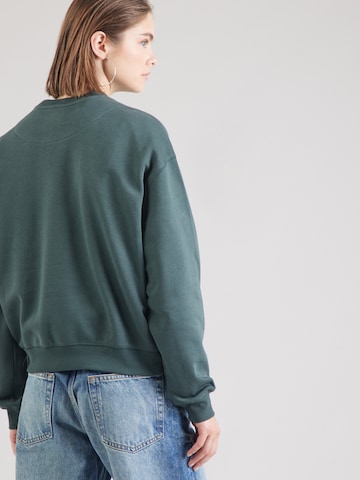 WEEKDAY Sweatshirt 'Essence Standard' i grön